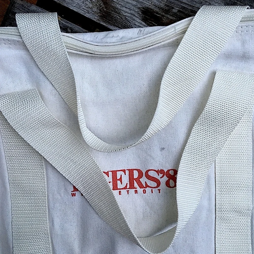 Rare DETROIT TIGERS 1985 World Series Duffel Bag
